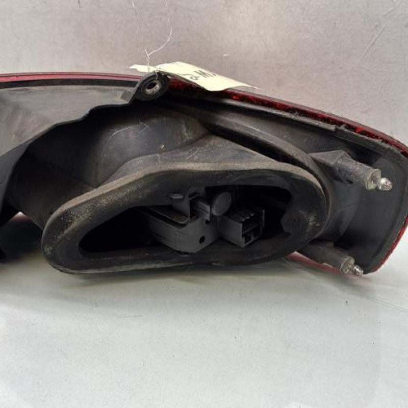 Feu arriere principal gauche (feux) FIAT CROMA 2 Photo n°3