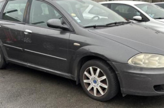 Feu arriere principal gauche (feux) FIAT CROMA 2