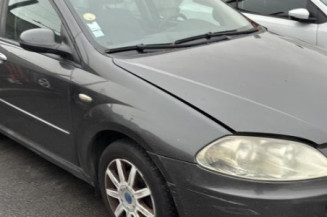 Feu arriere principal gauche (feux) FIAT CROMA 2