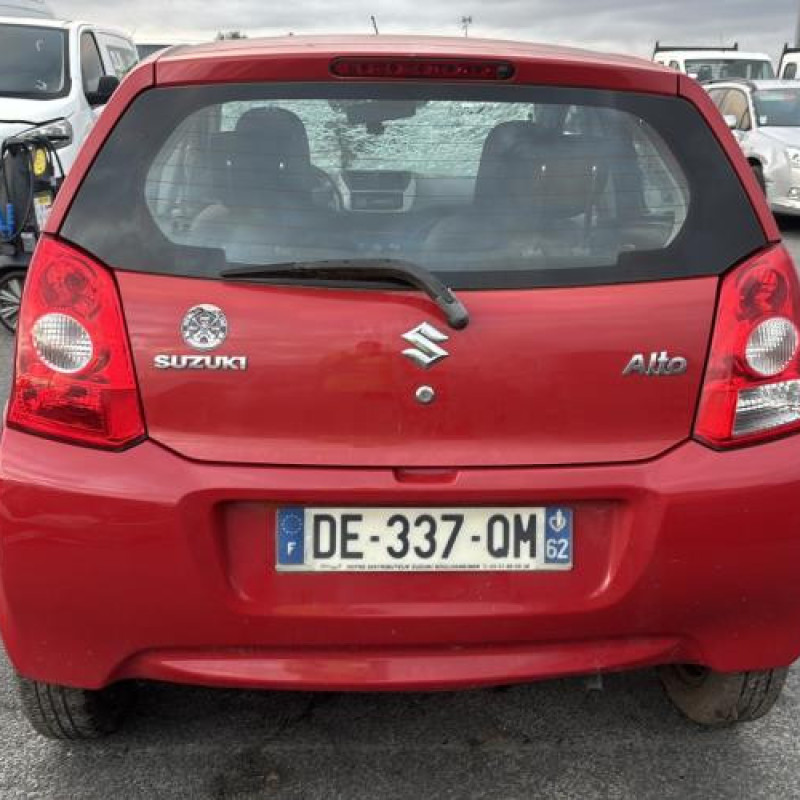 Feu arriere principal droit (feux) SUZUKI ALTO 3 Photo n°18