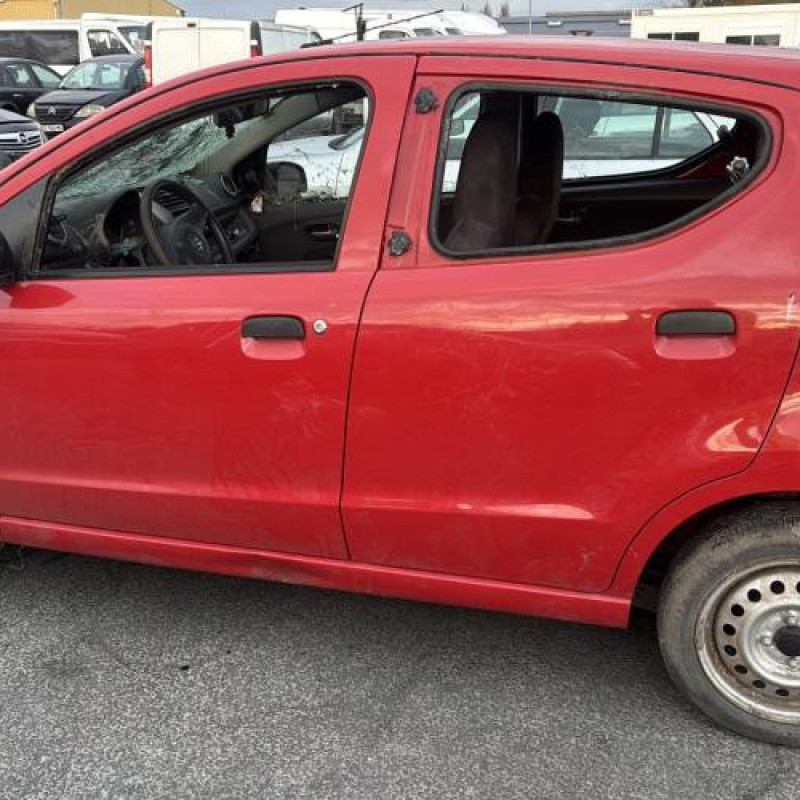 Feu arriere principal gauche (feux) SUZUKI ALTO 3 Photo n°19