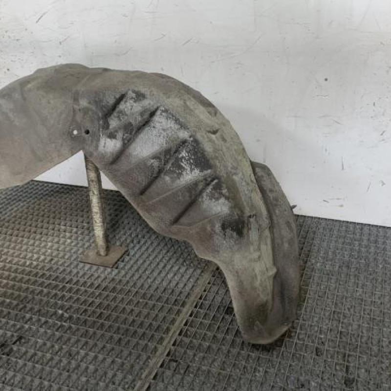 Pare boue arriere droit RENAULT SCENIC 3 Photo n°4