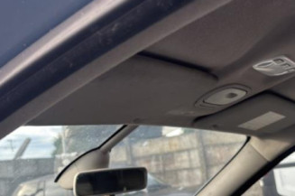 Pare boue arriere droit RENAULT SCENIC 3