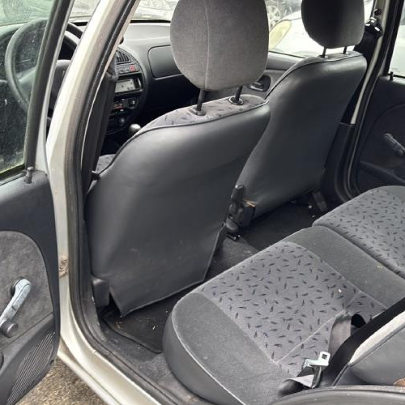 Boite de vitesses CITROEN SAXO Photo n°9