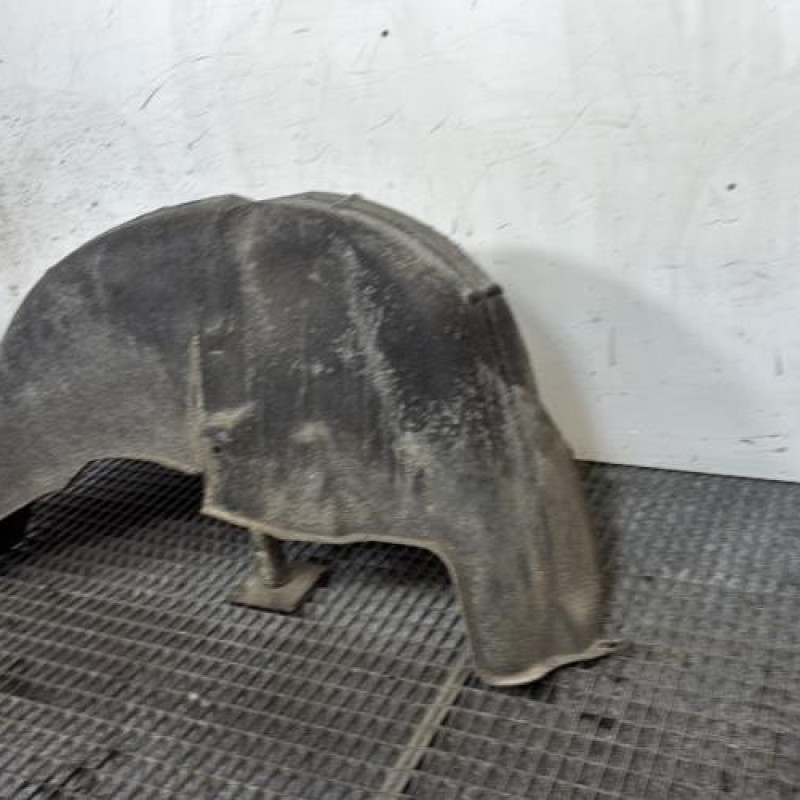 Pare boue arriere droit RENAULT KADJAR Photo n°3