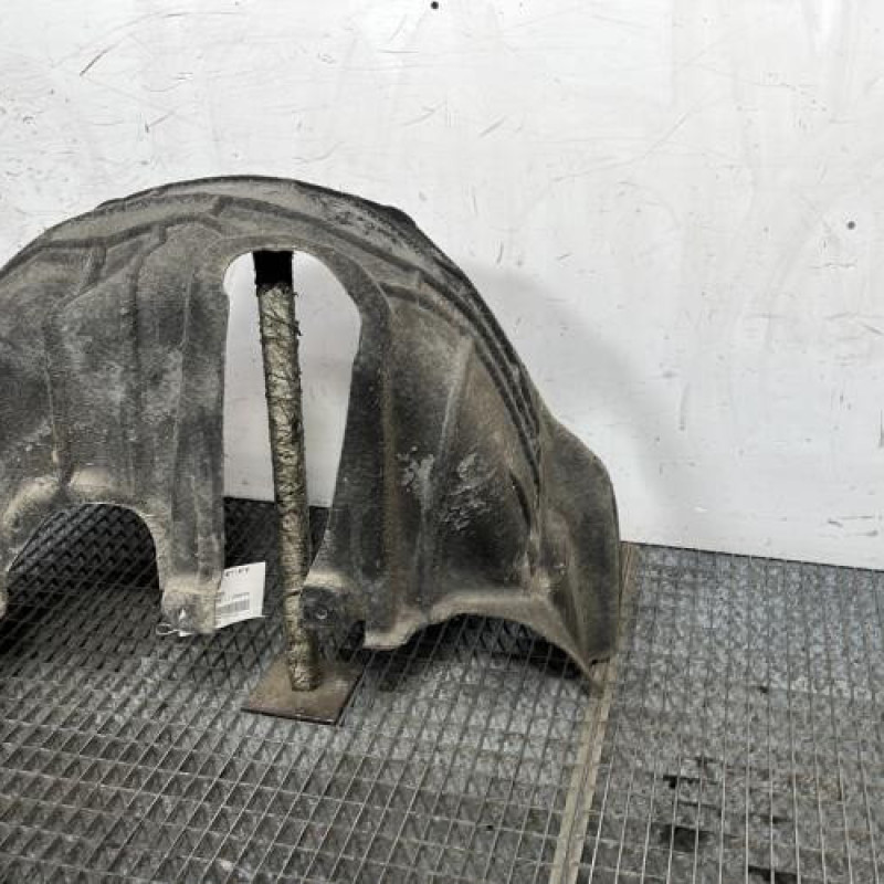 Pare boue arriere droit FORD FIESTA 7 Photo n°3