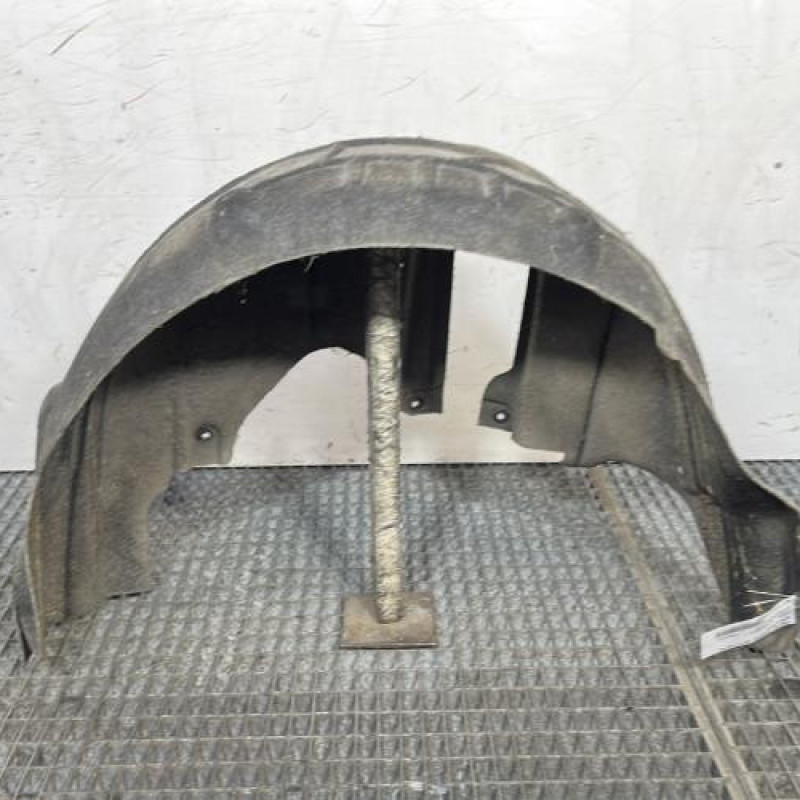 Pare boue arriere gauche FORD FIESTA 7 Photo n°1