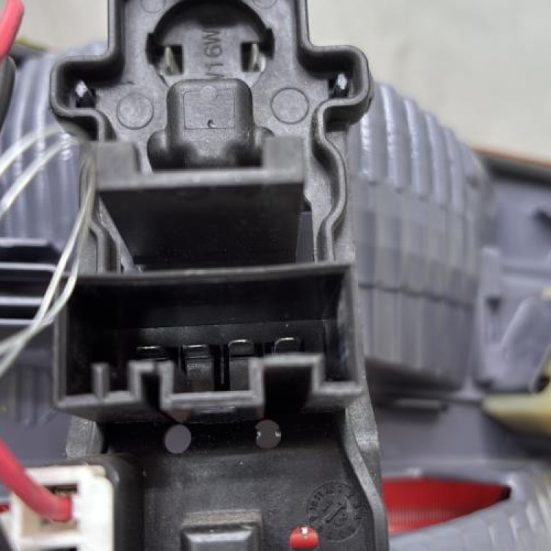 Feu arriere secondaire droit (feux) BMW X3 F25 Photo n°3