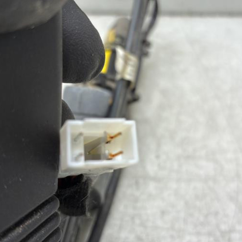 Pretensionneur de ceinture avant gauche BMW X3 F25 Photo n°5