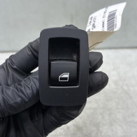 Interrupteur de leve vitre arriere gauche BMW X3 F25 Photo n°1