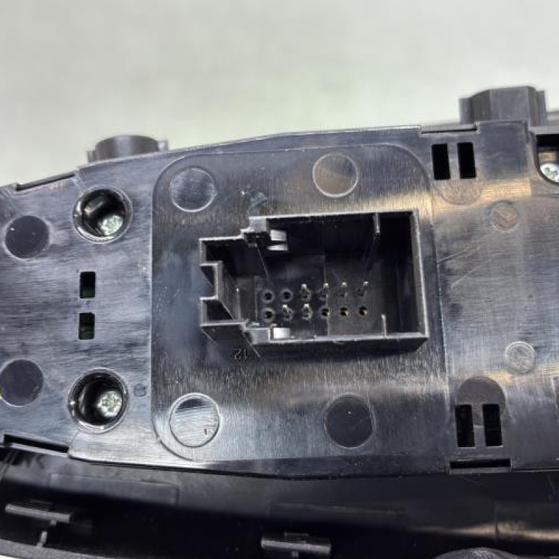 Interrupteur de leve vitre avant gauche BMW X3 F25 Photo n°3