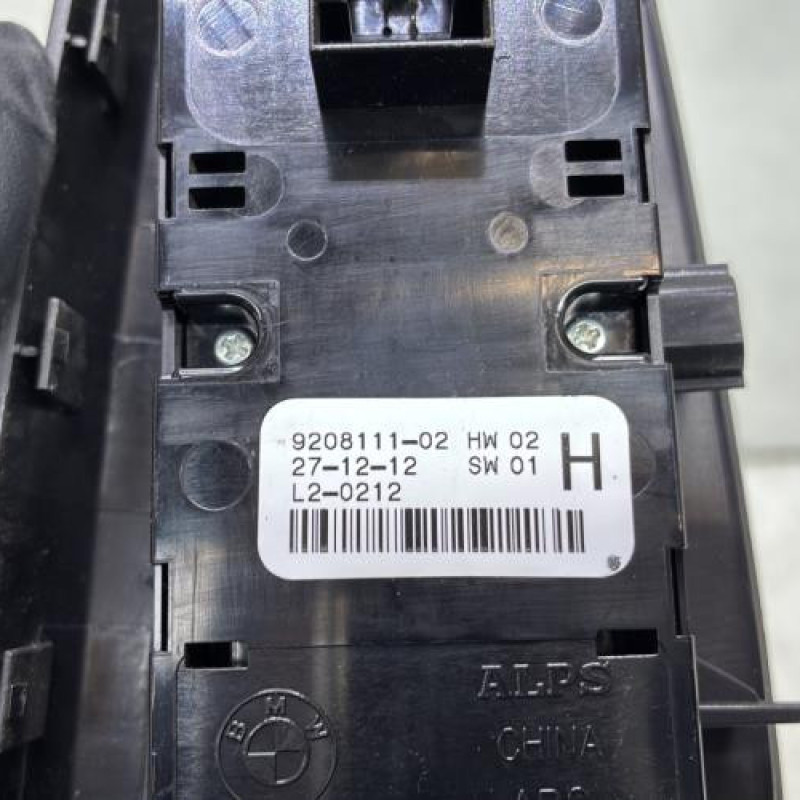 Interrupteur de leve vitre avant gauche BMW X3 F25 Photo n°4