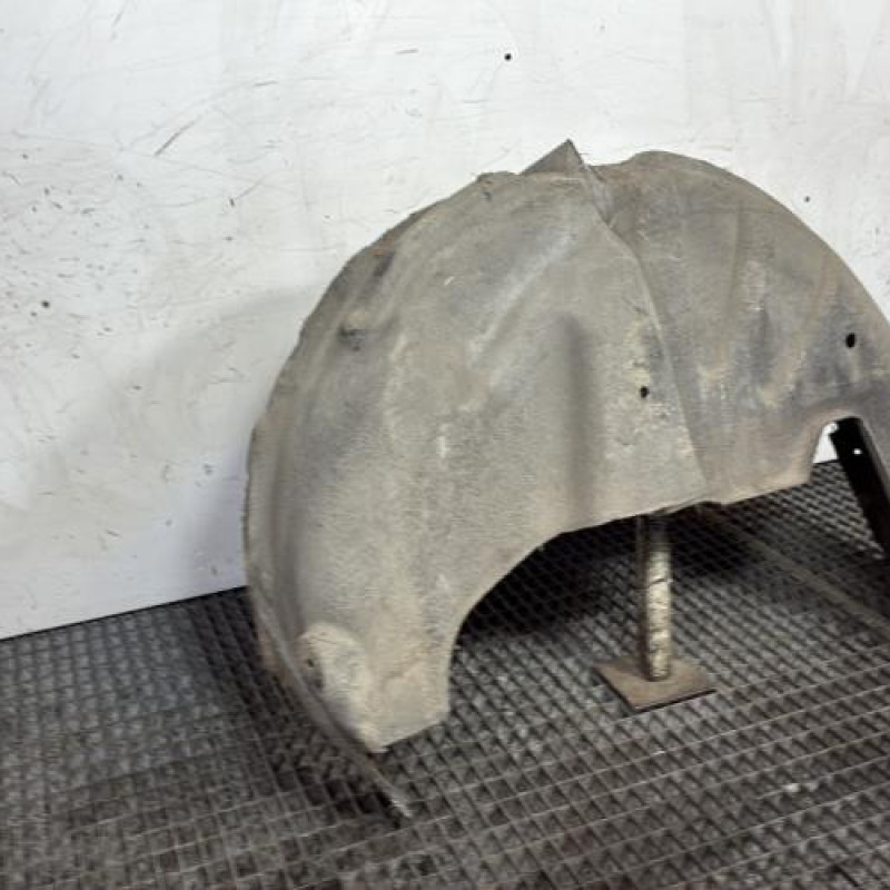 Pare boue arriere droit RENAULT SCENIC 4 Photo n°3