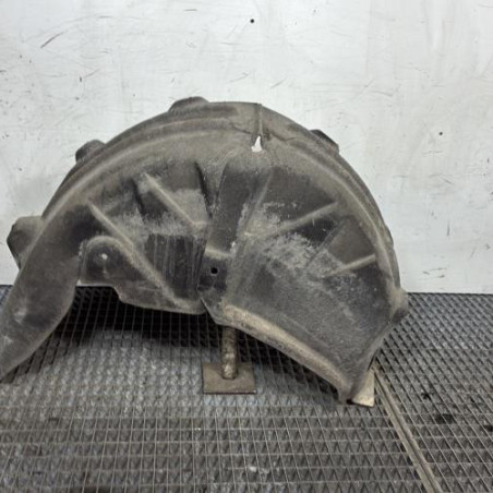 Pare boue arriere gauche RENAULT MEGANE 4 Photo n°1