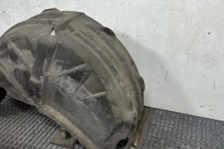 Pare boue arriere gauche RENAULT MEGANE 4