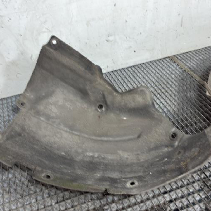 Pare boue avant droit RENAULT MEGANE 4 Photo n°2