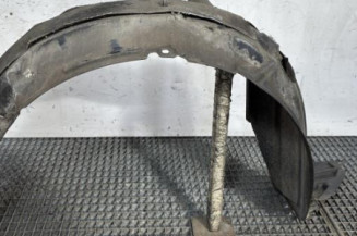 Pare boue avant droit TOYOTA YARIS 2 Photo n°1