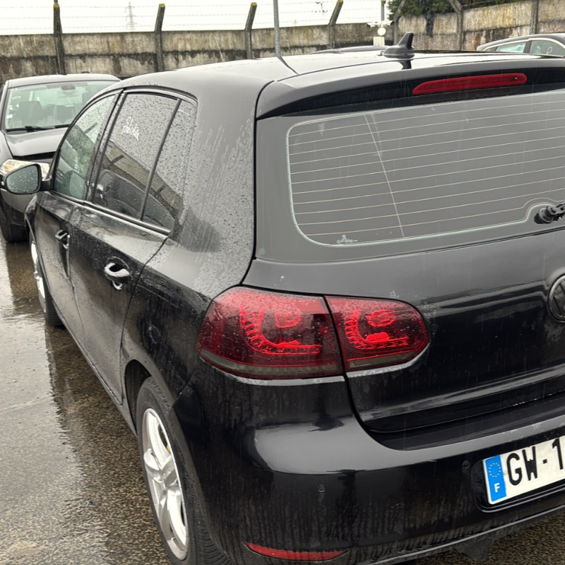 VOLKSWAGEN GOLF 6 1.6 TDI - 16V TURBO Photo n°4