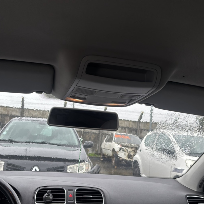 VOLKSWAGEN GOLF 6 1.6 TDI - 16V TURBO Photo n°10