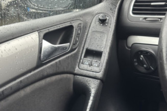 VOLKSWAGEN GOLF 6 1.6 TDI - 16V TURBO