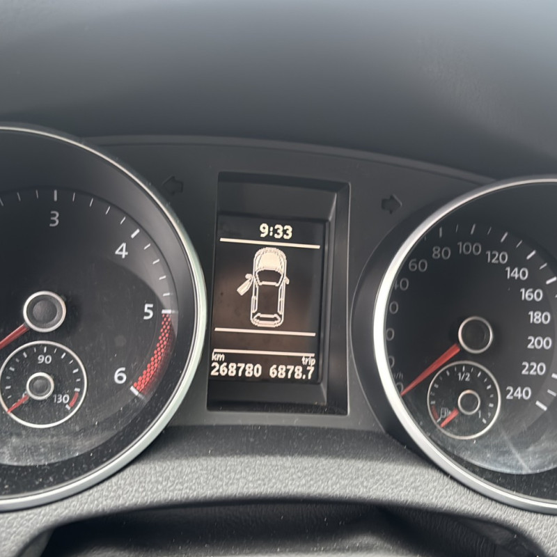 VOLKSWAGEN GOLF 6 1.6 TDI - 16V TURBO Photo n°17