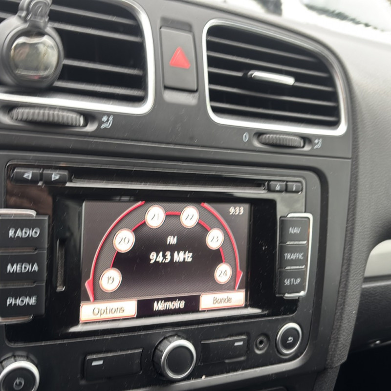 VOLKSWAGEN GOLF 6 1.6 TDI - 16V TURBO Photo n°19