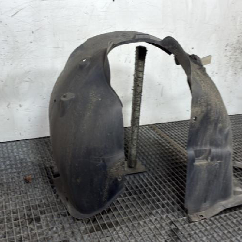 Pare boue avant gauche PEUGEOT 208 1 Photo n°3