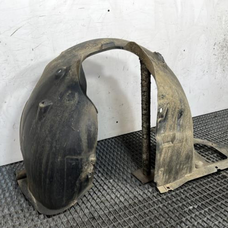 Pare boue avant gauche PEUGEOT 208 1 Photo n°3