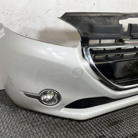 Pare choc avant PEUGEOT 208 1