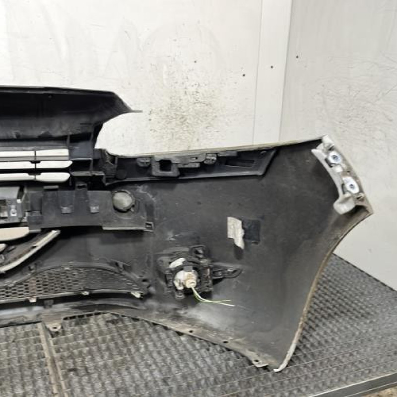 Pare choc avant PEUGEOT 208 1 Photo n°4