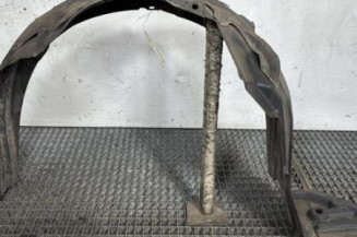 Pare boue avant gauche TOYOTA YARIS 2