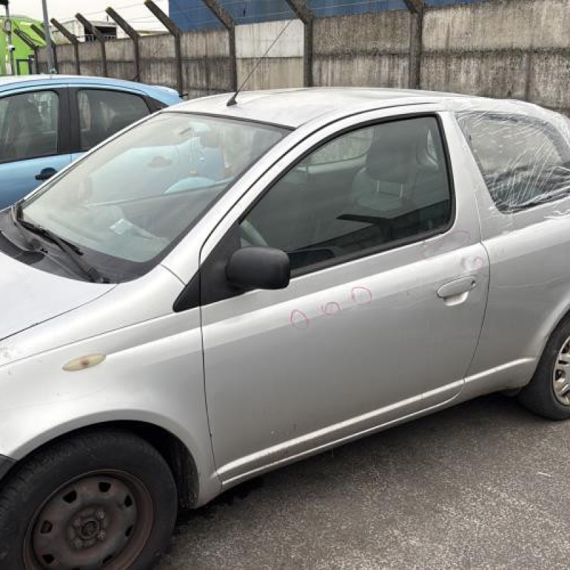 Aile avant droit TOYOTA YARIS 1 Photo n°12