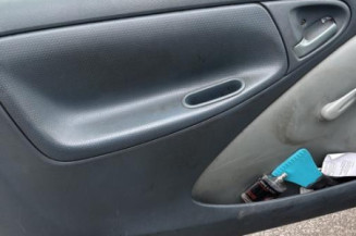 Aile avant droit TOYOTA YARIS 1