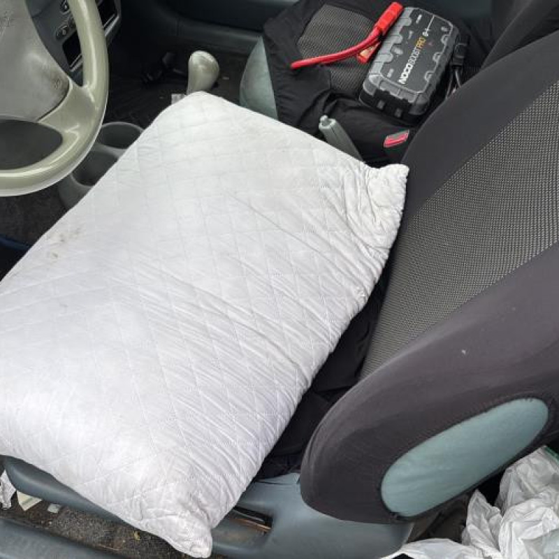 Aile avant droit TOYOTA YARIS 1 Photo n°18