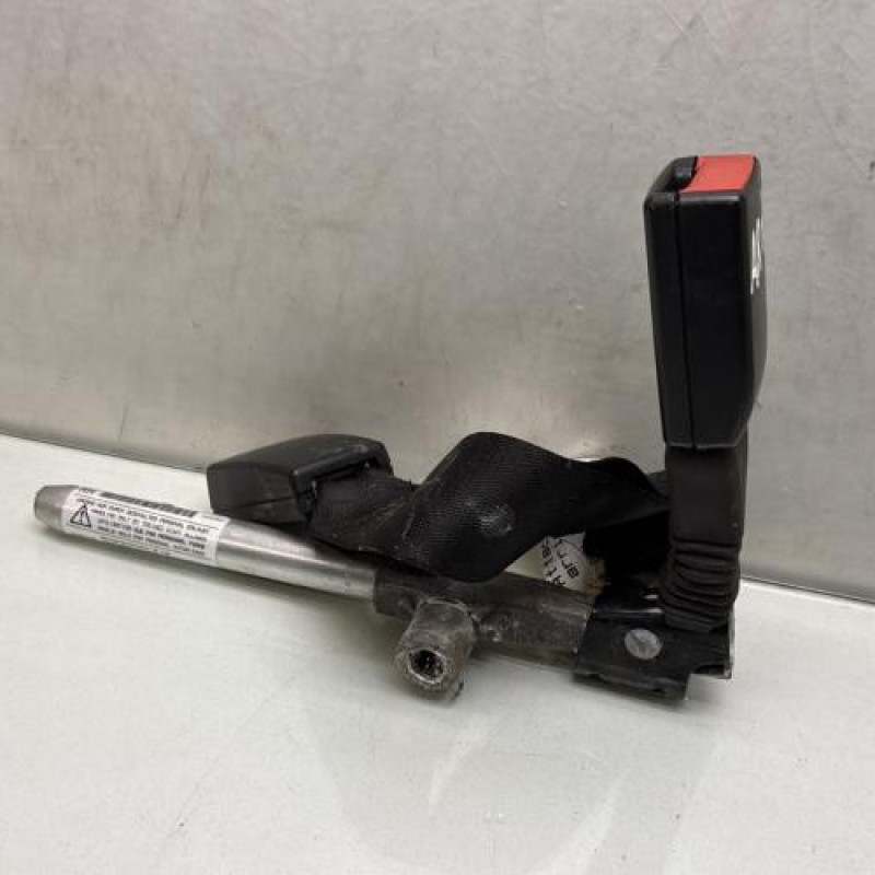 Attache ceinture arriere droit BMW SERIE 3 E90 Photo n°4