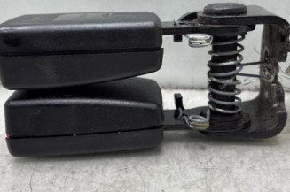 Attache ceinture arriere droit BMW X3 F25 Photo n°1