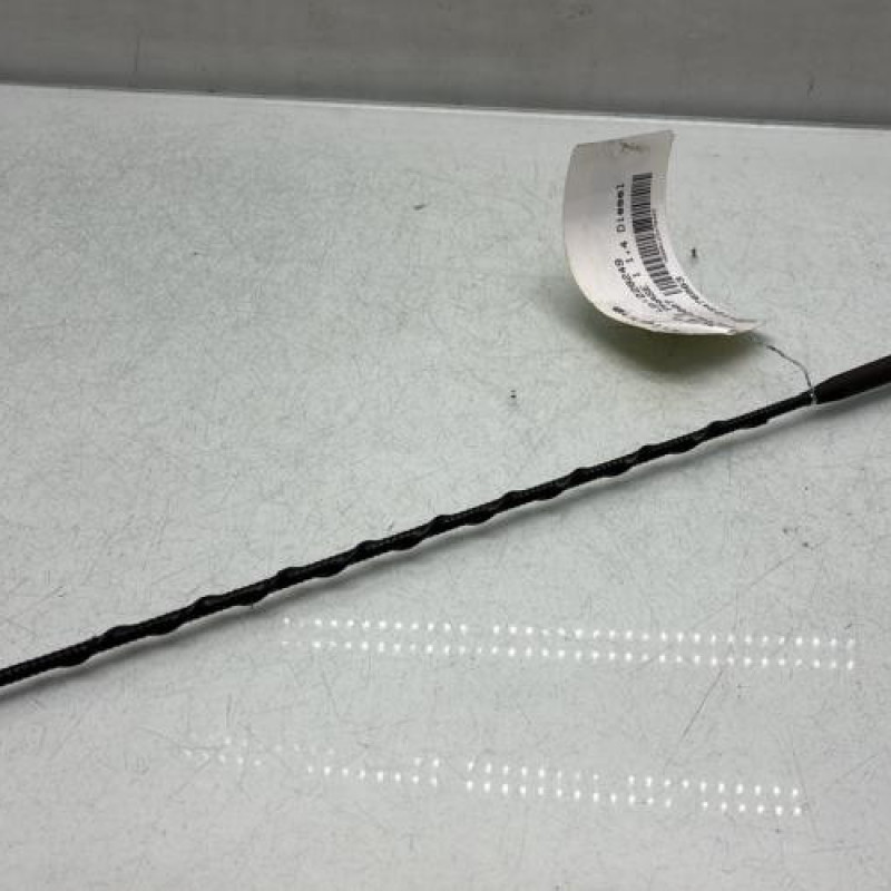 Antenne TOYOTA YARIS 2 Photo n°1