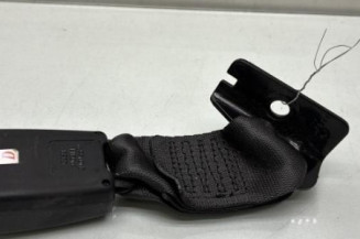 Attache ceinture arriere droit FIAT 500 2