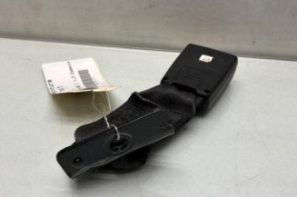 Attache ceinture arriere droit FIAT 500 2