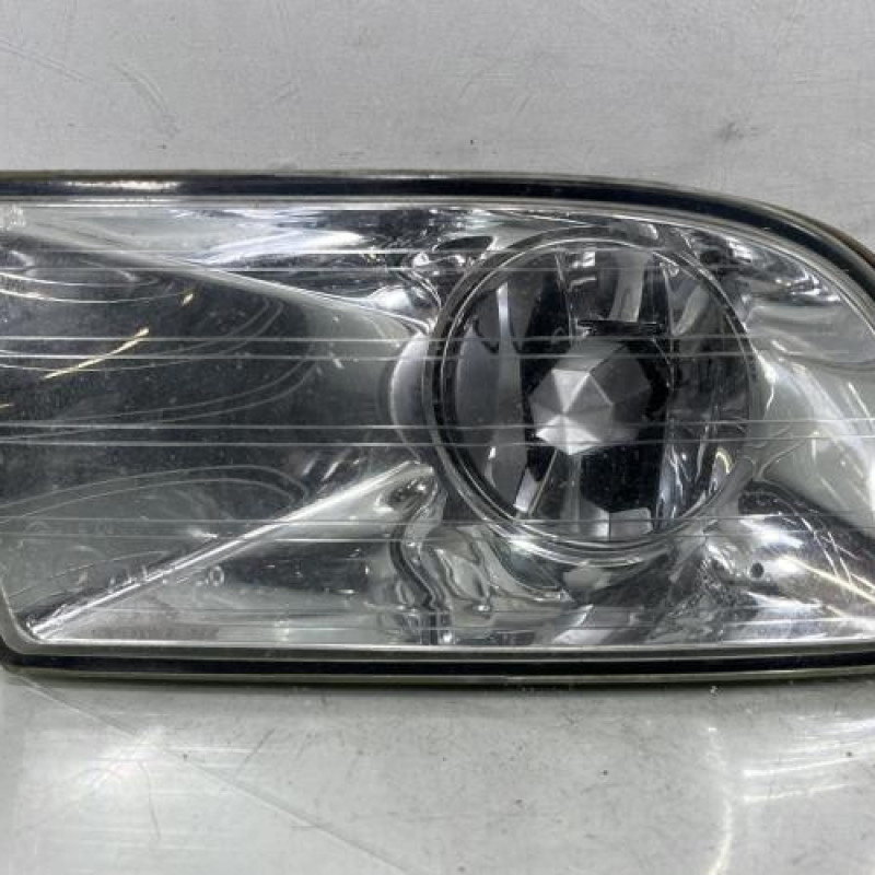 Anti brouillard droit (feux) SKODA OCTAVIA 2 Photo n°1