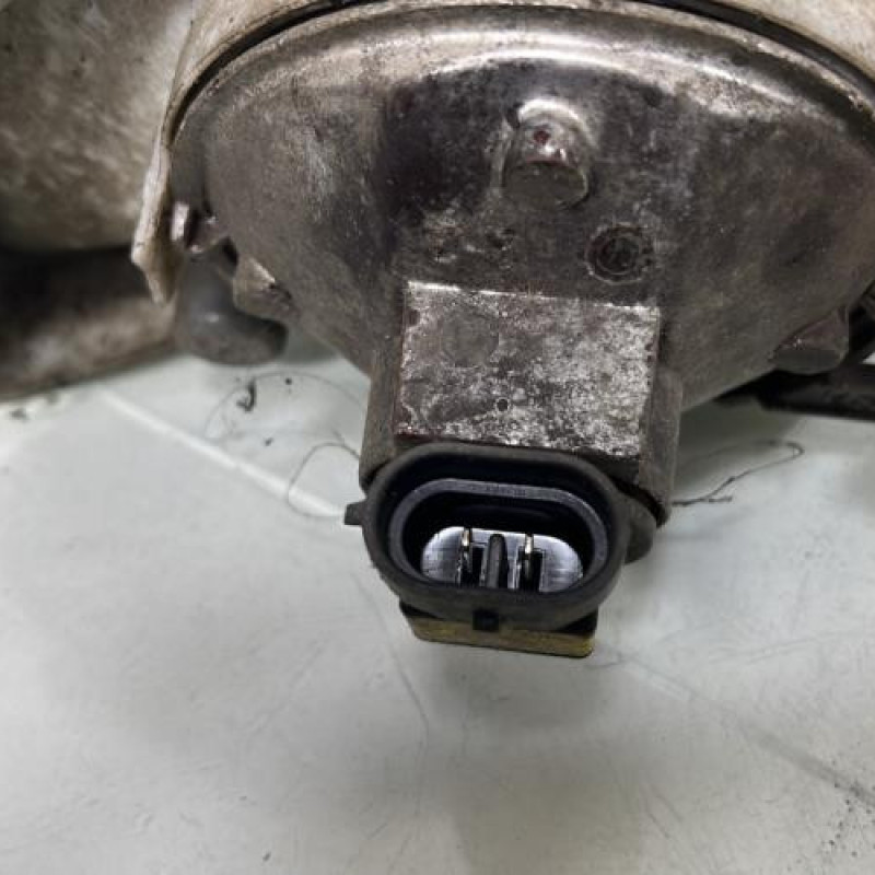 Anti brouillard droit (feux) SKODA OCTAVIA 2 Photo n°3