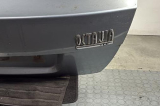 Malle/Hayon arriere SKODA OCTAVIA 2