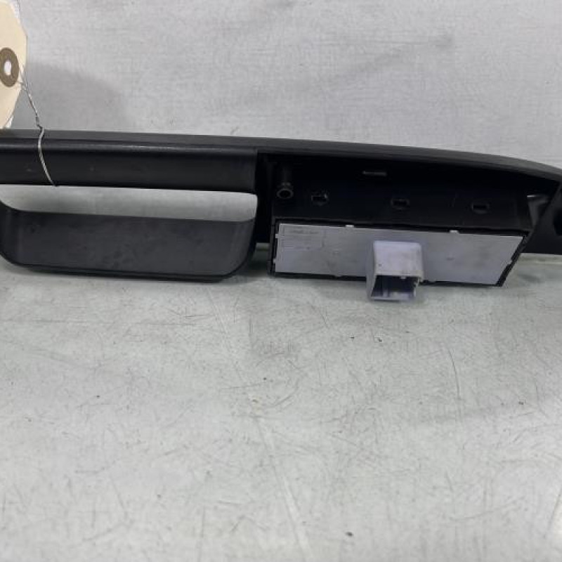 Interrupteur de leve vitre avant gauche SKODA OCTAVIA 2 Photo n°2