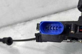 Serrure avant gauche SKODA OCTAVIA 2