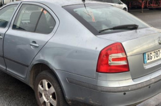 Serrure avant gauche SKODA OCTAVIA 2