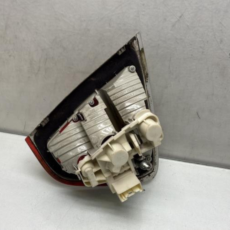 Feu arriere secondaire droit (feux) BMW SERIE 3 E90 Photo n°2