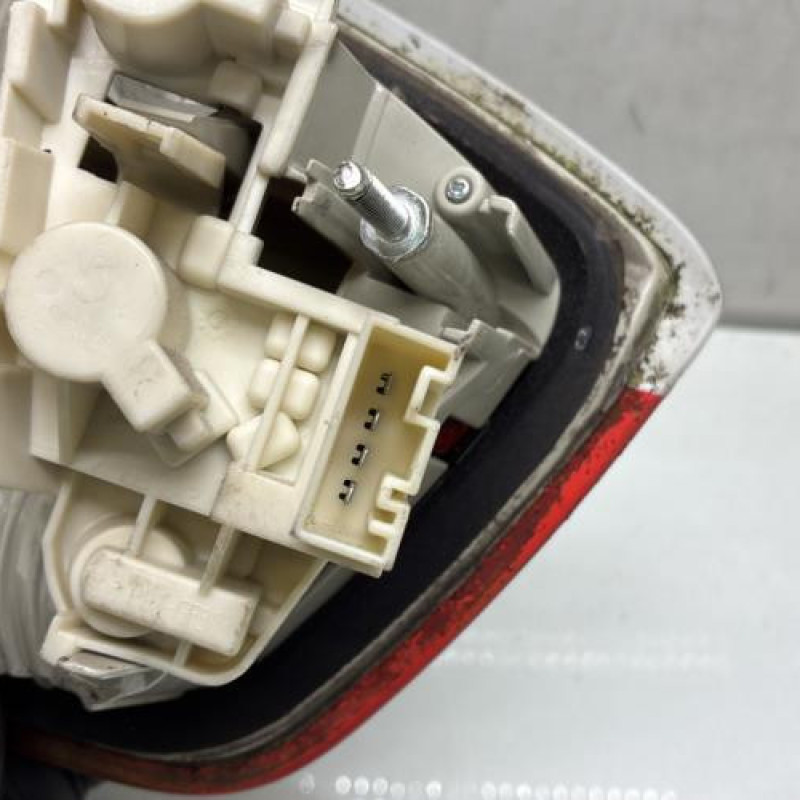 Feu arriere secondaire droit (feux) BMW SERIE 3 E90 Photo n°3