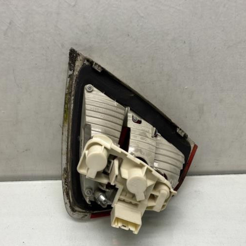 Feu arriere secondaire gauche (feux) BMW SERIE 3 E90 Photo n°2