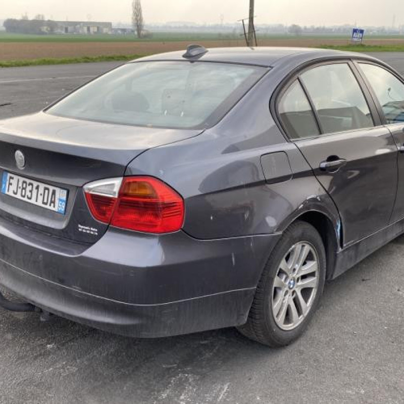 Feu arriere secondaire gauche (feux) BMW SERIE 3 E90 Photo n°6