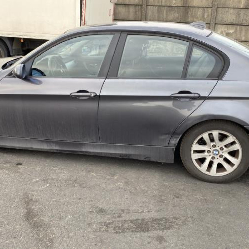 Repetiteur clignotant avant droit  (Feux) BMW SERIE 3 E90 Photo n°9